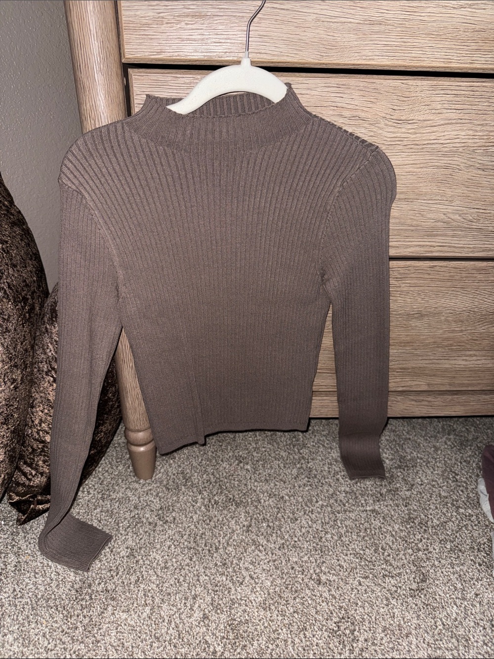 Vici Ribbed Mock Neck Long Sleeve Top in Brown